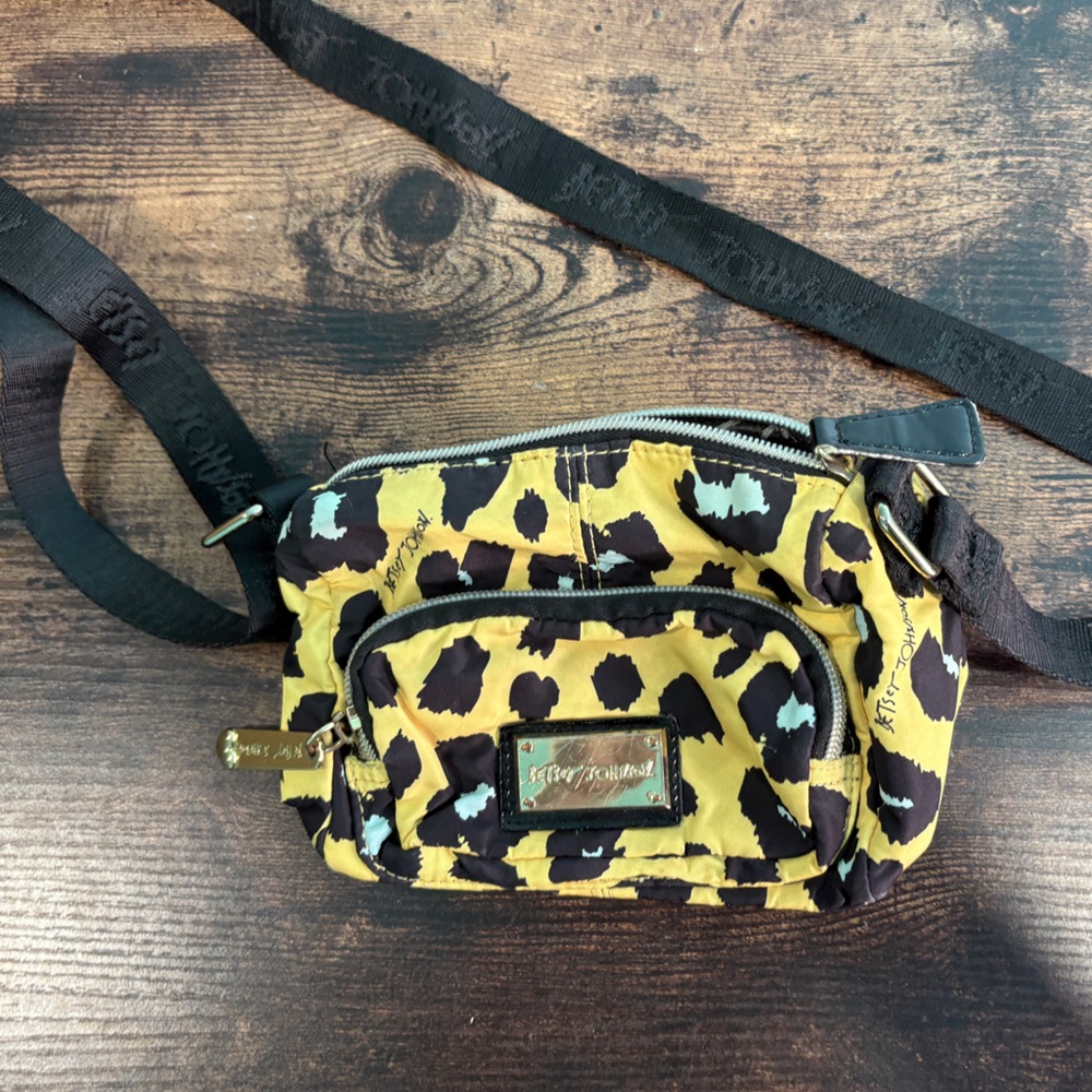 Betsy Johnson purse